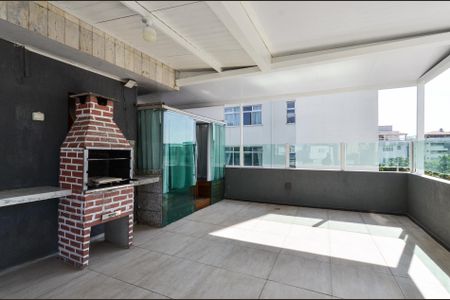 Apartamento para alugar com 220m², 3 quartos e 2 vagasÁrea Cobertura