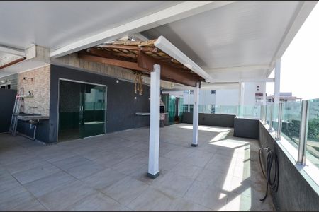 Apartamento para alugar com 220m², 3 quartos e 2 vagasÁrea Cobertura