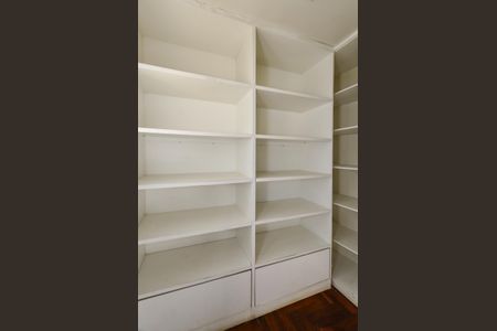 Apartamento para alugar com 220m², 3 quartos e 2 vagasDespensa