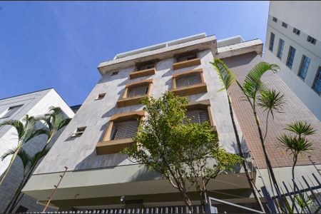 Apartamento para alugar com 220m², 3 quartos e 2 vagasFachada