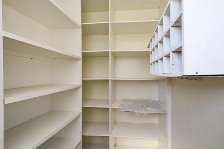 Apartamento para alugar com 220m², 3 quartos e 2 vagasDespensa