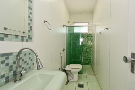 Apartamento para alugar com 220m², 3 quartos e 2 vagasBanheiro Social