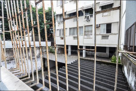 Apartamento para alugar com 65m², 2 quartos e sem vagaSala