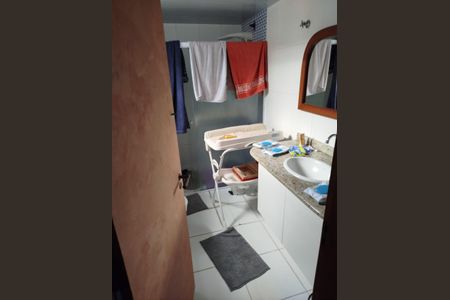 Casa à venda com 480m², 2 quartos e 2 vagasBanheiro