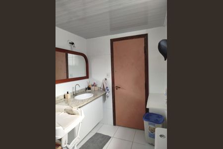 Casa à venda com 480m², 2 quartos e 2 vagasBanheiro