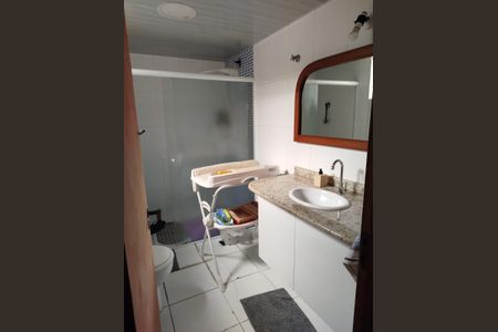 Casa à venda com 480m², 2 quartos e 2 vagasBanheiro