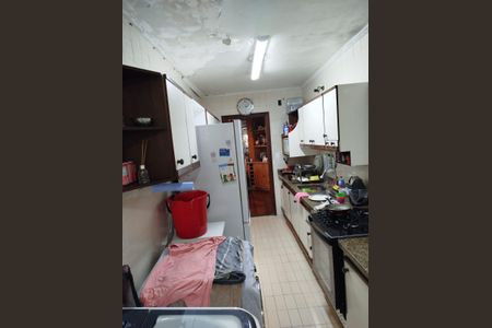 Casa à venda com 480m², 2 quartos e 2 vagasCozinha