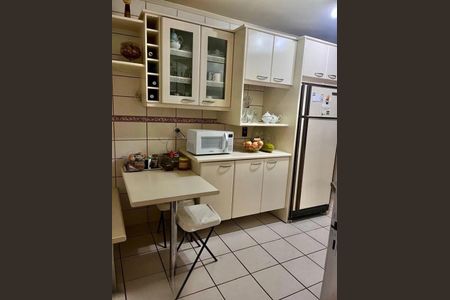 Apartamento para alugar com 120m², 3 quartos e 1 vaga