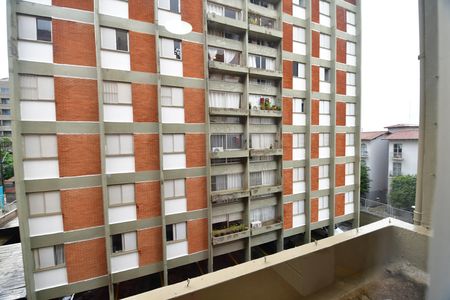 Sala - Vista de apartamento para alugar com 3 quartos, 100m² em Jardim Flamboyant, Campinas