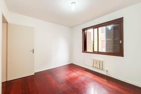 Quarto 1 de apartamento para alugar com 2 quartos, 65m² em Partenon, Porto Alegre