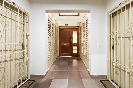Apartamento para alugar com 65m², 2 quartos e 1 vagaEntrada
