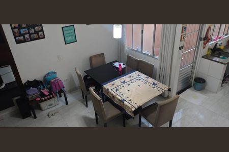 Casa à venda com 3 quartos, 180m² em Chora Menino, São Paulo