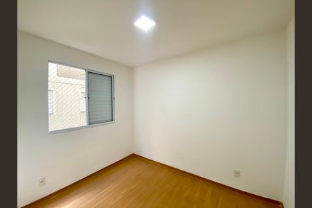 Quarto 2 de apartamento para alugar com 2 quartos, 39m² em Jardim Novo Portugal, Guarulhos