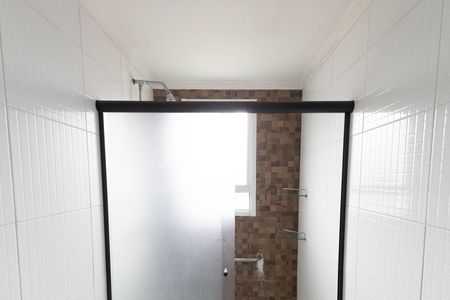Apartamento à venda com 47m², 2 quartos e 1 vaga Apartamento à venda com 47m², 2 quartos e 1 vagaBanheiro