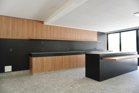 Apartamento à venda com 156m², 4 quartos e 3 vagas Apartamento à venda com 156m², 4 quartos e 3 vagasÁrea comum - Salão de festas