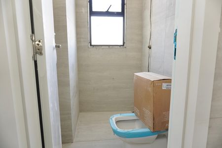 Apartamento à venda com 156m², 4 quartos e 3 vagas Apartamento à venda com 156m², 4 quartos e 3 vagasBanheiro dos quartos 1 e 2