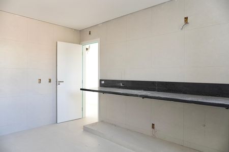 Cozinha de apartamento à venda com 4 quartos, 156m² em Santo Antônio, Belo Horizonte
