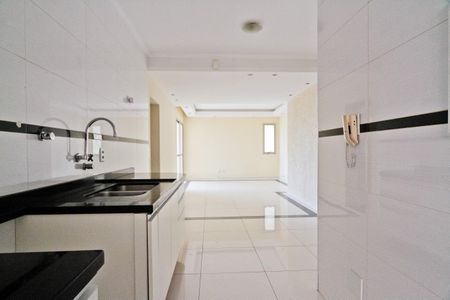 Apartamento para alugar com 3 quartos, 97m² em Santa Teresinha, São Paulo