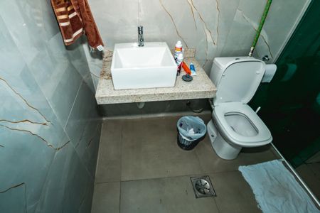 Casa para alugar com 6 quartos, 211m² em Céu Azul, Belo Horizonte
