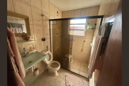 Banheiro de casa para alugar com 2 quartos, 60m² em Piedade, Rio de Janeiro