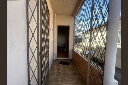 Área externa de casa para alugar com 2 quartos, 60m² em Piedade, Rio de Janeiro