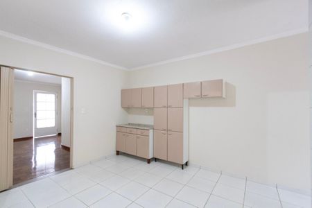Casa para alugar com 145m², 4 quartos e 2 vagas