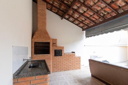 Casa para alugar com 145m², 4 quartos e 2 vagas