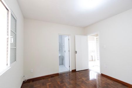 Casa para alugar com 145m², 4 quartos e 2 vagas
