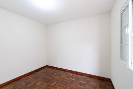 Casa para alugar com 145m², 4 quartos e 2 vagas
