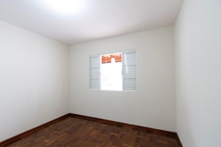 Casa para alugar com 145m², 4 quartos e 2 vagas