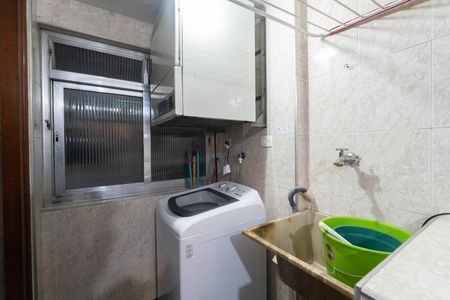 Apartamento à venda com 55m², 2 quartos e 1 vagaCozinha e Área de Serviço