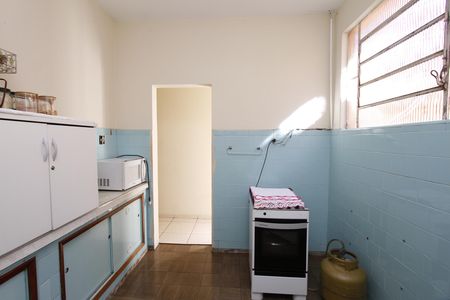 Casa à venda com 380m², 5 quartos e 1 vagaCozinha