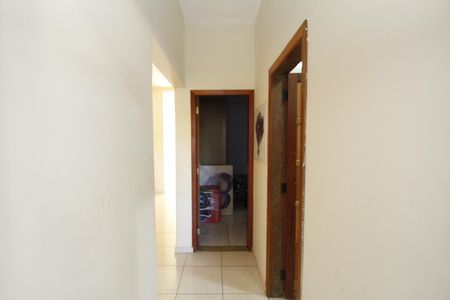 Casa à venda com 380m², 5 quartos e 1 vagaCorredor