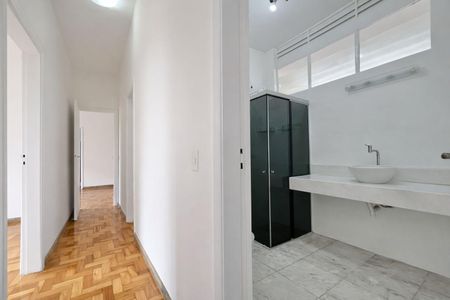 Apartamento para alugar com 341m², 4 quartos e 1 vaga