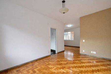 Apartamento para alugar com 341m², 4 quartos e 1 vaga