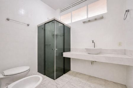 Apartamento para alugar com 341m², 4 quartos e 1 vaga