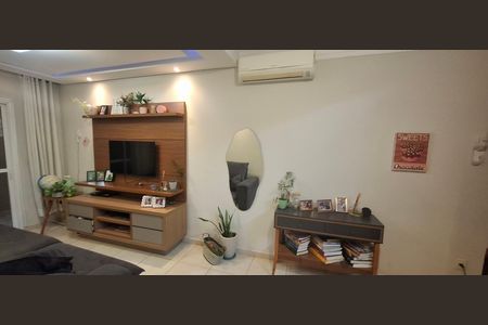 Apartamento para alugar com 97m², 2 quartos e 1 vagaSala