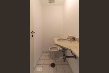 Apartamento para alugar com 130m², 3 quartos e 3 vagasBanheiro