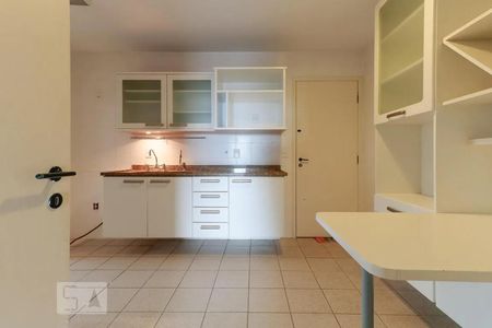 Apartamento para alugar com 130m², 3 quartos e 3 vagasCozinha