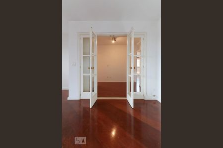 Sala de apartamento para alugar com 3 quartos, 130m² em Pinheiros, São Paulo