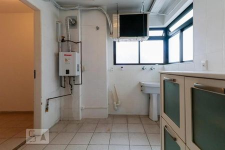 Apartamento para alugar com 130m², 3 quartos e 3 vagasÁrea de serviço