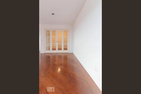 Apartamento para alugar com 130m², 3 quartos e 3 vagasSala