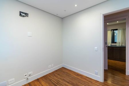 Apartamento à venda com 86m², 4 quartos e 2 vagasQuarto 3