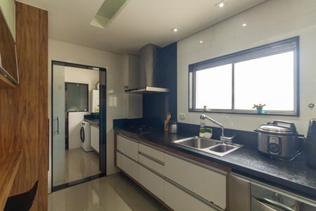 Cozinha  de apartamento à venda com 3 quartos, 95m² em Vila Gomes Cardim, São Paulo