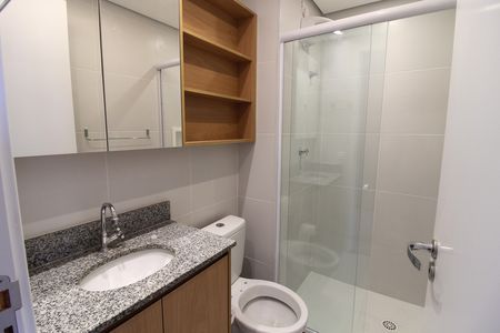 Banheiro de apartamento para alugar com 1 quarto, 25m² em Butantã, São Paulo