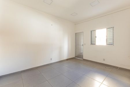 Casa à venda com 80m², 1 quarto e sem vaga Casa à venda com 80m², 1 quarto e sem vagaQuarto