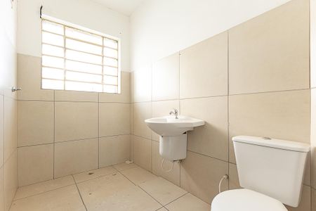 Casa à venda com 80m², 1 quarto e sem vaga Casa à venda com 80m², 1 quarto e sem vagaBanheiro