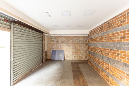 Garagem de casa à venda com 1 quarto, 80m² em Vila Nova Conceição, São Paulo