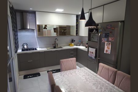 Apartamento para alugar com 84m², 2 quartos e 1 vagaCozinha
