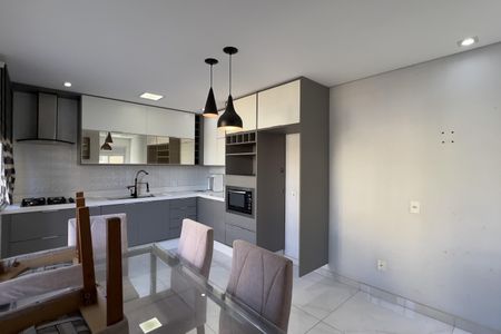 Cozinha de apartamento para alugar com 2 quartos, 84m² em Jardim Silvestre, Guarulhos